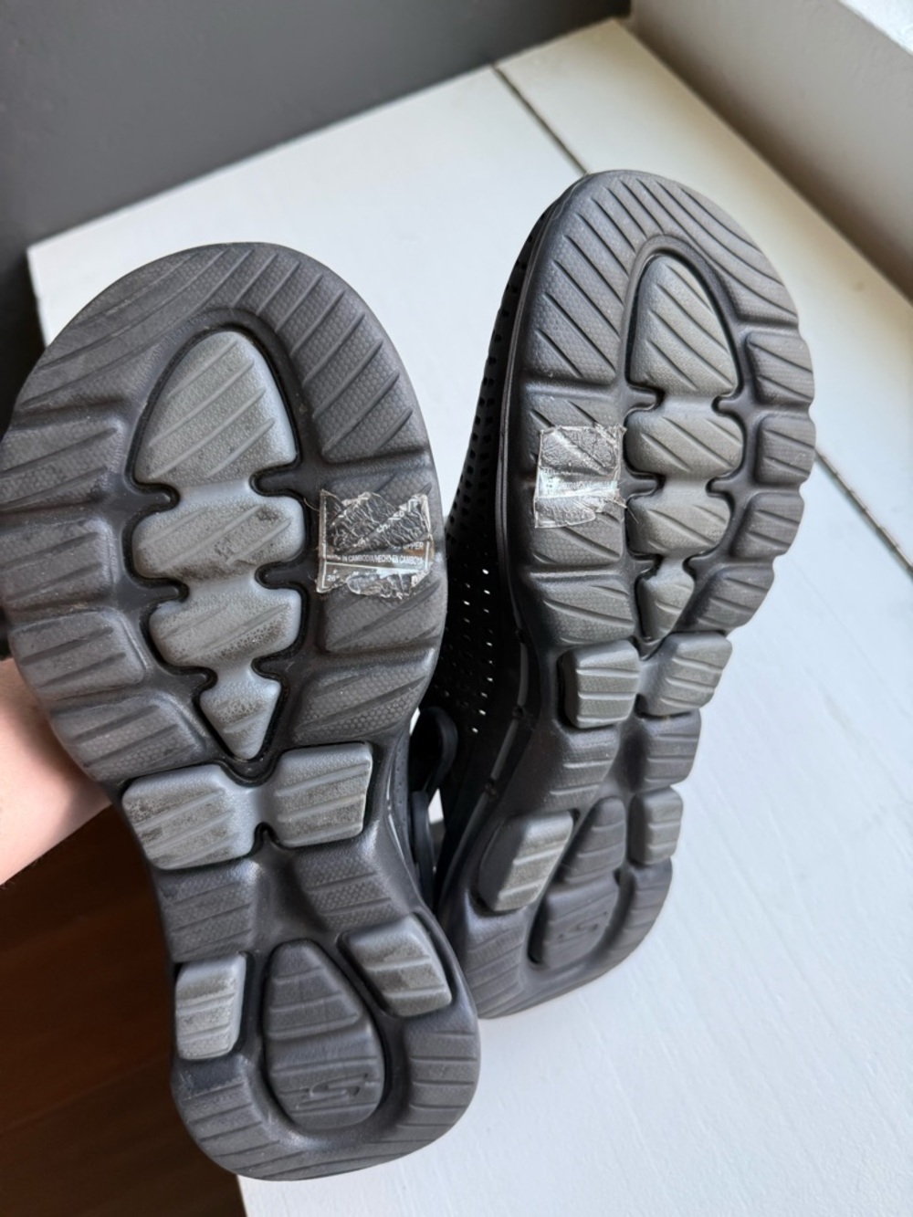 Skechers Foamies Women’s Black Slip-On Clog - Picture 3 of 4